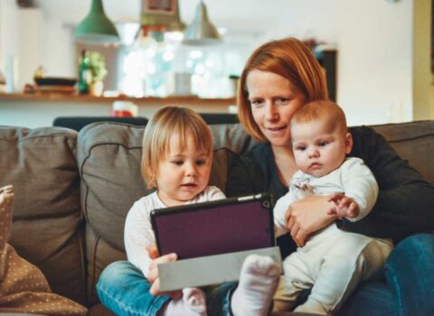 ¡Ser Madre Ahora es un Trabajo!